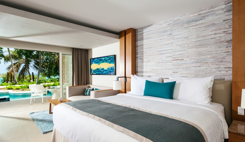 Swim Out Junior Suite